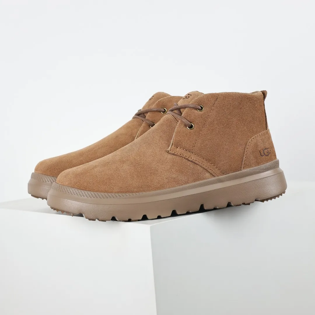 Pick up locally 💰500 Core recommended good price It is a very suitable choice for home furnishings. In the new year, uug launched a series of styles, which are partial to the preferences of young consumers and have also moved to the forefront of fashion trends. Shoe body material: water-repellent coated suede upper, 17 mm UGGPURE™ implantable wool insole, lightweight non-slip and comfortable rubber outsole, with brand LOGO and trademark, with full packaging Size: 40 41 42 43 44